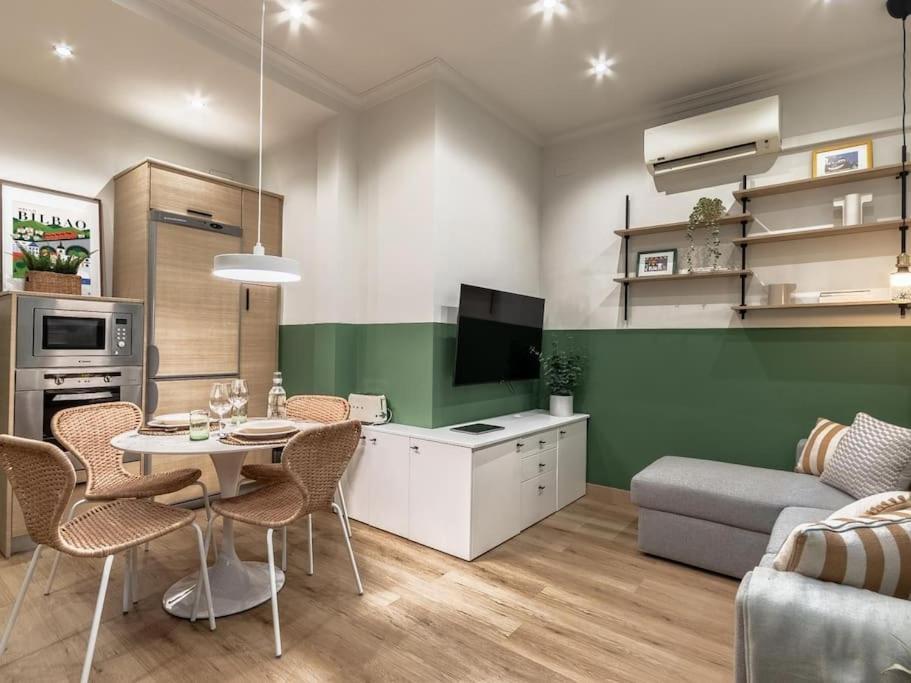 Bilbao Intermodal By Aston Rentals Exteriör bild
